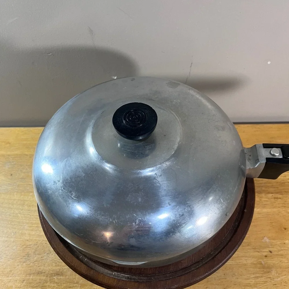Magnalite GHC Skillet 10 Inch Silver Vtg Cast Aluminum Frying Pan USA